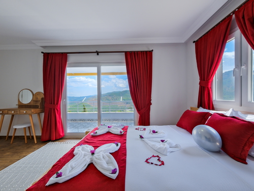  gece  -  Kasım
  | Fethiye Yakacık'ta Isıtmalı Havuzlu Doğa Villası: 6 Kişilik Aile Tatili